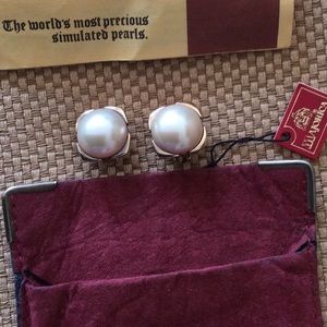 Beautiful pearl earrings
